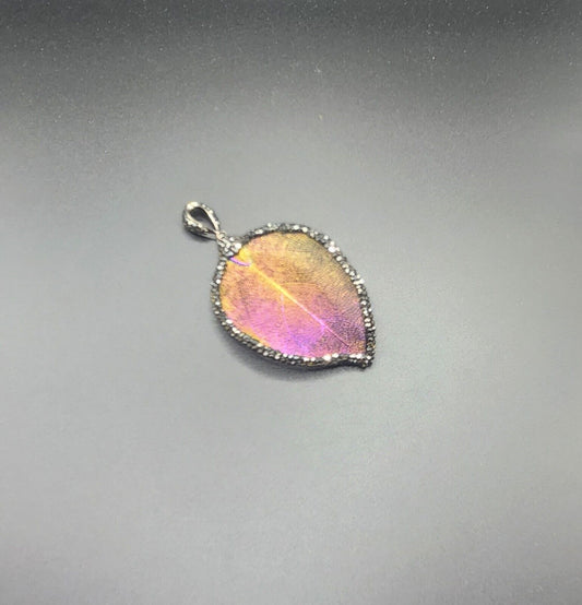 Iridescent Fall Leaf Pendant Fpr Necklace